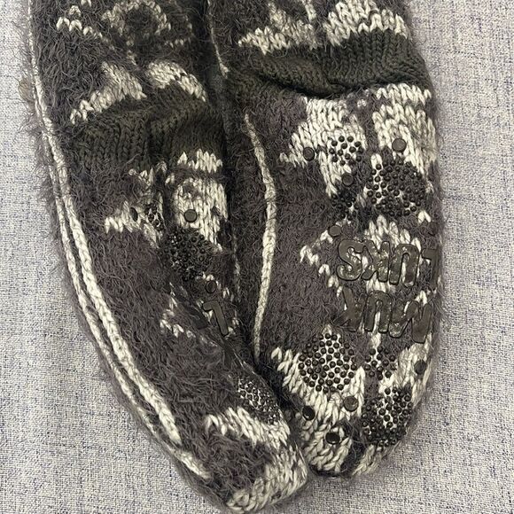 NWT Muk Luk socks! - Picture 2 of 4